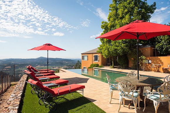 PoolPatio_01