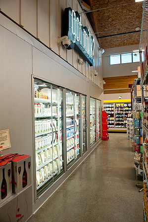 AndysMkt_34sm