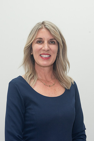Sandra_25_HR