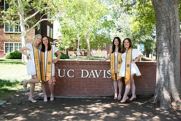 UCD_Grads_018
