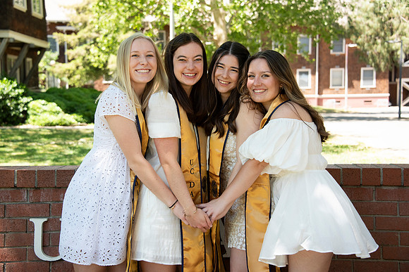 UCD_Grads_025