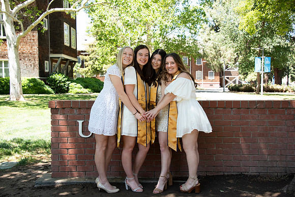 UCD_Grads_026