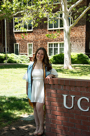 UCD_Grads_040