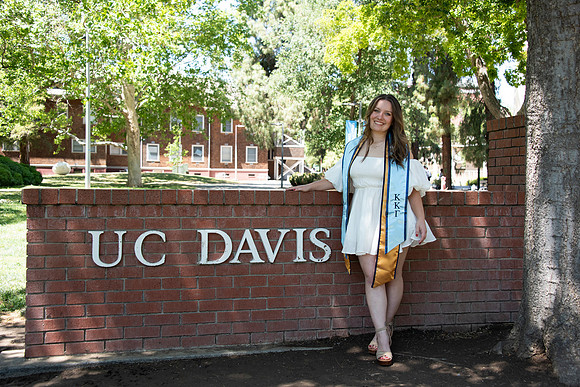 UCD_Grads_056