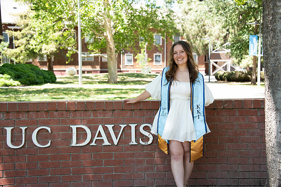 UCD_Grads_060