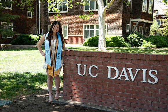 UCD_Grads_071