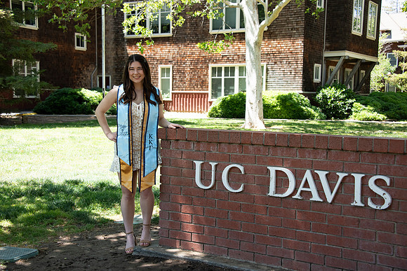 UCD_Grads_073