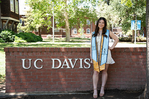 UCD_Grads_086
