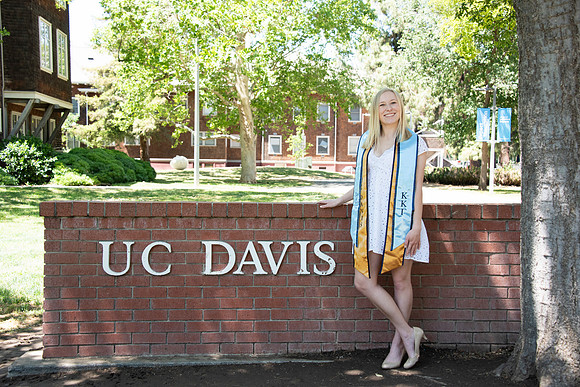 UCD_Grads_111