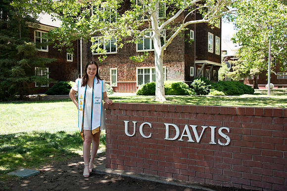 UCD_Grads_124