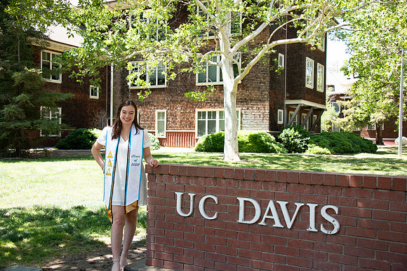 UCD_Grads_126