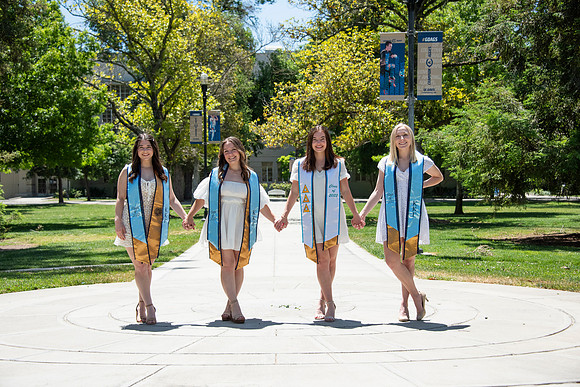 UCD_Grads_148