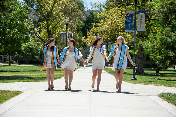 UCD_Grads_152