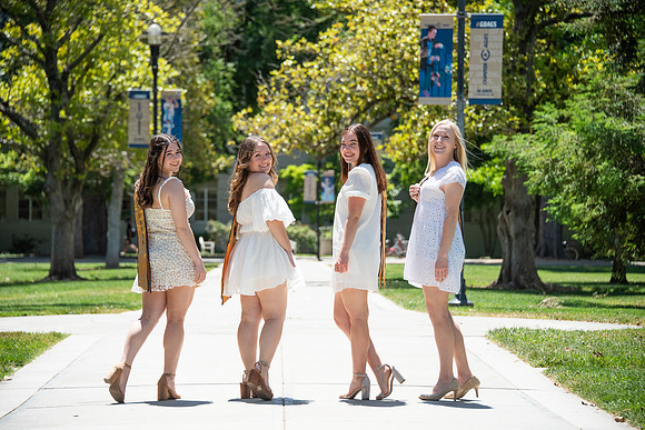 UCD_Grads_172