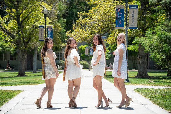 UCD_Grads_175