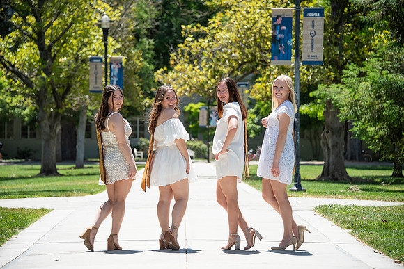 UCD_Grads_176