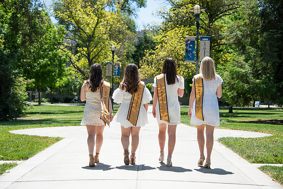 UCD_Grads_187