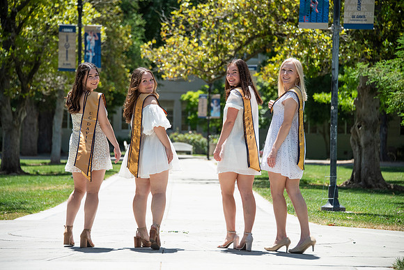 UCD_Grads_192