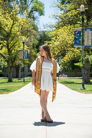 UCD_Grads_210